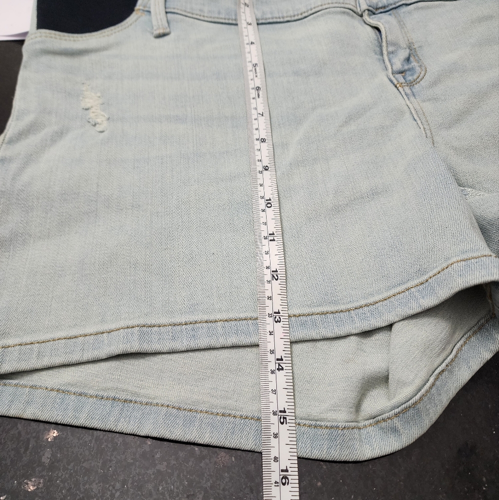 ISABEL MATERNITY By Ingrid & Isabel Under Belly Blue Jean Shorts. Size: 14. NWT - Picture 10 of 13
